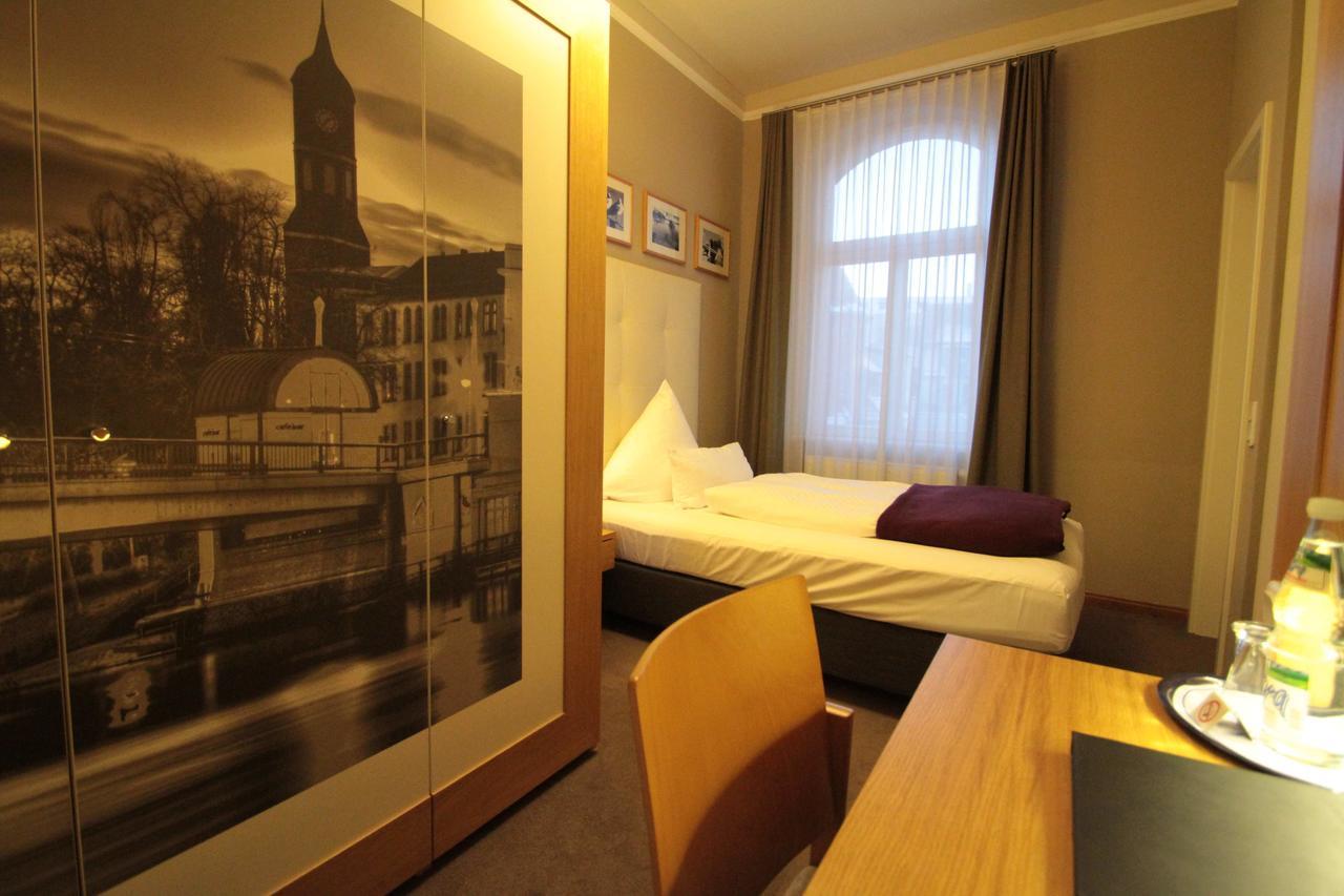 Hotel Am Molkenmarkt Бранденбург Экстерьер фото