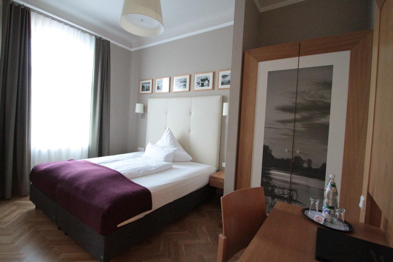 Hotel Am Molkenmarkt Бранденбург Экстерьер фото