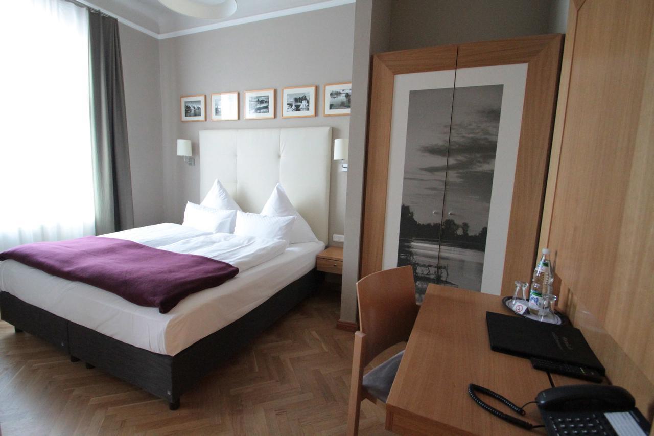 Hotel Am Molkenmarkt Бранденбург Экстерьер фото